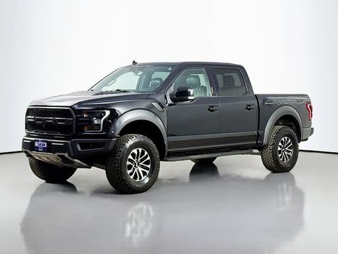 Used 2019 Ford F150 Raptor w/ Equipment Group 802A Luxury AWD/4WD image 3