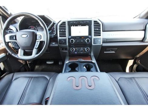 Used 2017 Ford F250 King Ranch w/ King Ranch Ultimate Package image 8