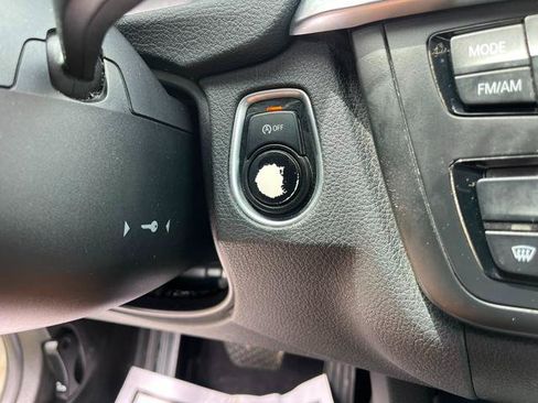 Used 2014 BMW 320i Sedan RWD image 38