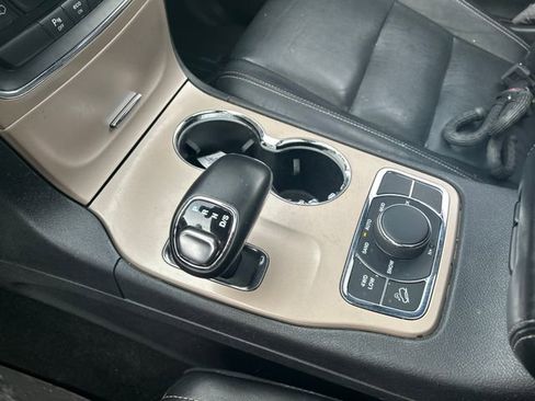 Used 2015 Jeep Grand Cherokee Limited image 25