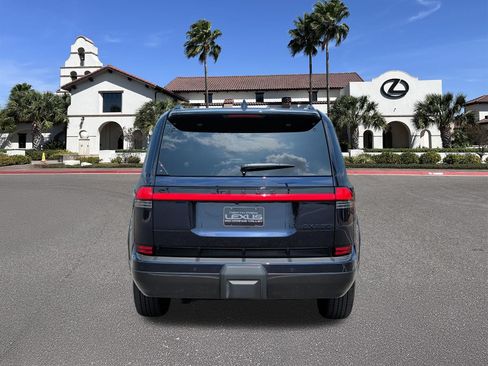 Certified 2026 Lexus GX 550 w/ Accessory Package (2T) AWD/4WD image 3