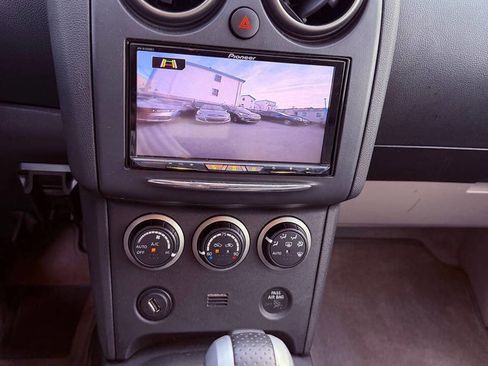 Used 2013 Nissan Rogue SV w/ Premium Pkg AWD/4WD image 8