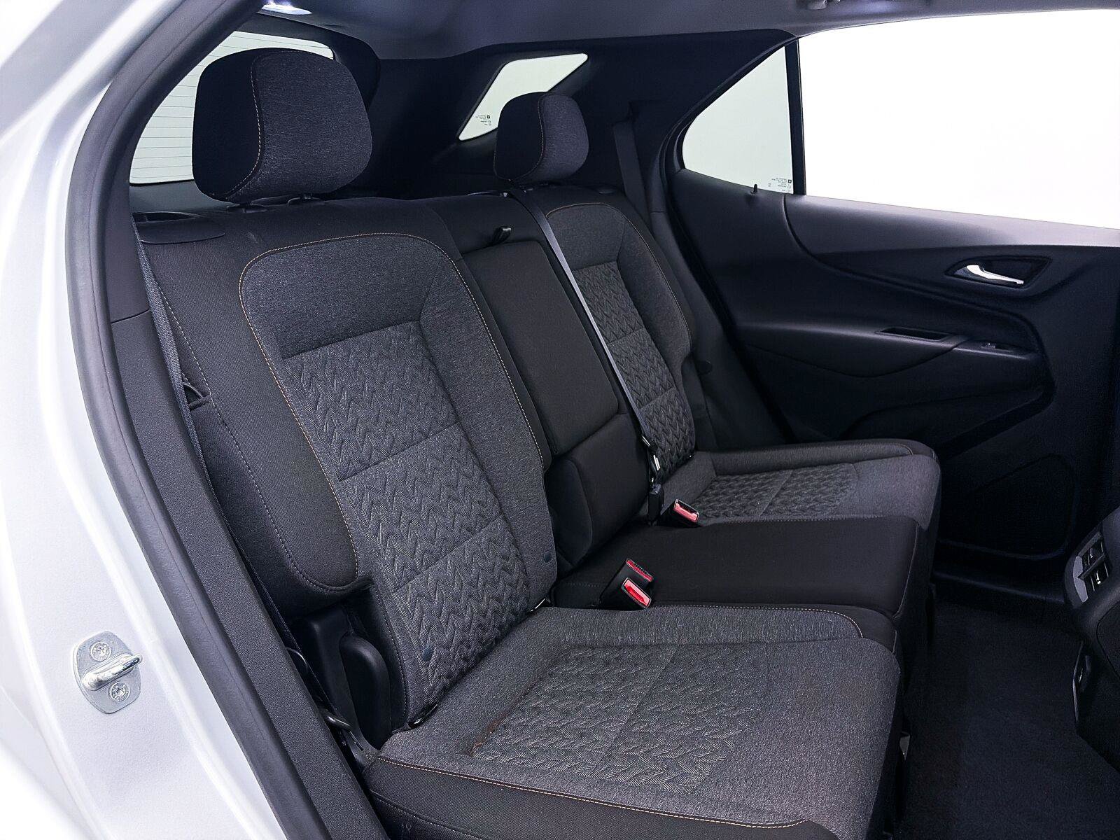 Used 2022 Chevrolet Equinox LT FWD image 32