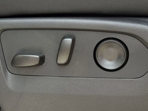 New 2026 Chevrolet Silverado 1500 ZR2 image 19