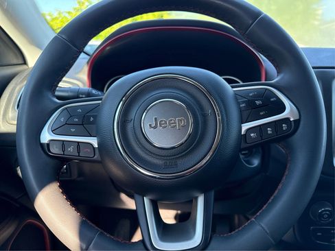 Used 2021 Jeep Compass Trailhawk image 21