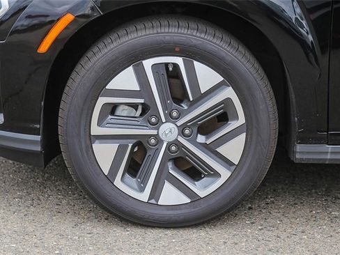 Certified 2022 Hyundai Kona Limited image 11