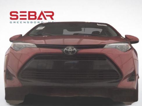 Used 2018 Toyota Corolla LE FWD image 11