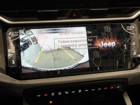 New 2026 Jeep Cherokee Laredo AWD/4WD image 22