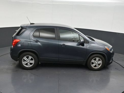Used 2021 Chevrolet Trax LS w/ Tint and Cruise Package FWD image 20