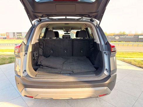 Used 2023 Nissan Rogue S AWD/4WD image 27