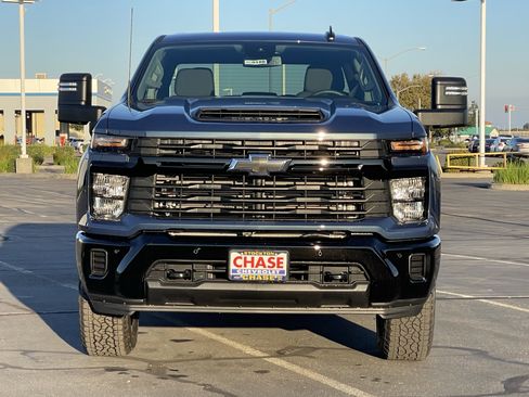 New 2026 Chevrolet Silverado 2500 Custom w/ Custom Value Package image 5