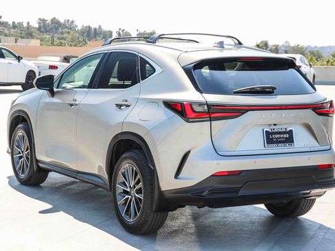Certified 2025 Lexus NX 350 AWD w/ Premium Package image 7