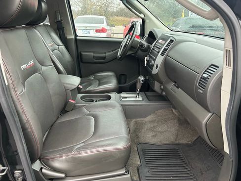 Used 2012 Nissan Xterra PRO-4X w/ Pro-4x Leather Pkg image 17