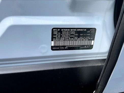 Used 2024 Mitsubishi Outlander ES AWD/4WD image 9
