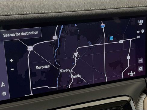 Used 2025 Porsche Panamera image 18