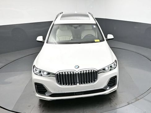 Used 2021 BMW X7 xDrive40i w/ Premium Package AWD/4WD image 19