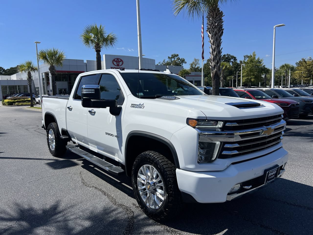 Used 2021 Chevrolet Silverado 3500 High Country AWD/4WD image 2