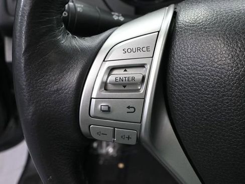 Used 2016 Nissan Altima 2.5 SL w/ Moonroof Package FWD image 26