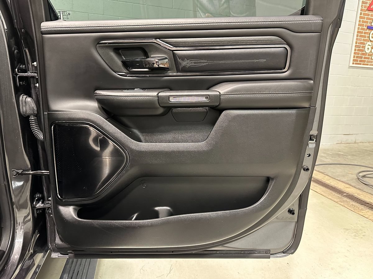 Used 2022 RAM 1500 Limited AWD/4WD image 16