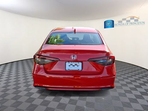 Certified 2025 Honda Civic LX image 5