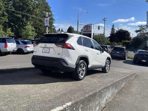 Certified 2025 Toyota RAV4 XLE AWD/4WD image 7