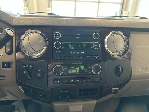 Used 2009 Ford F350 Lariat AWD/4WD image 17
