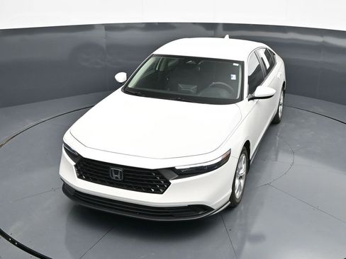 Used 2024 Honda Accord LX image 18