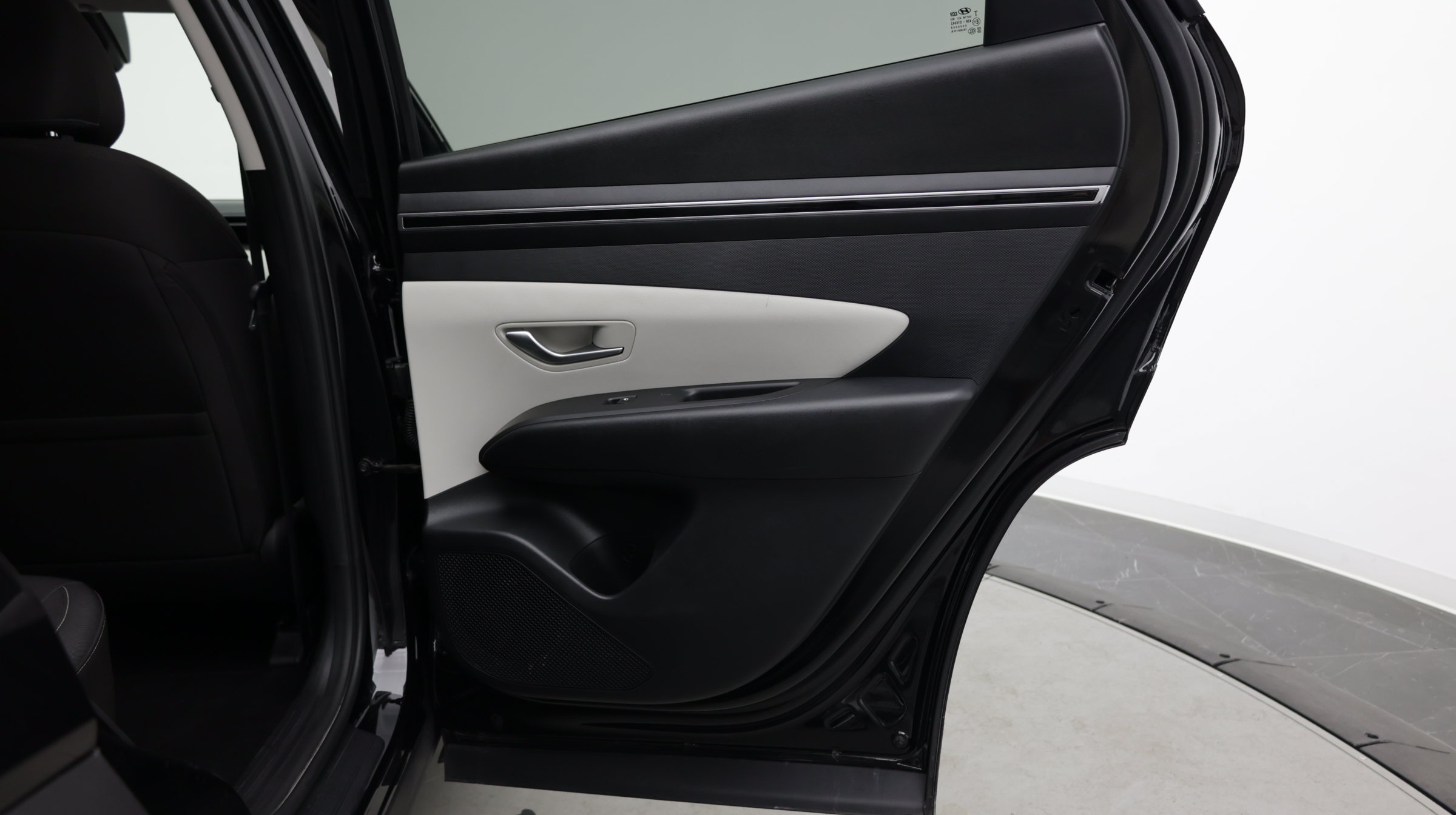 Used 2022 Hyundai Tucson SE FWD image 30