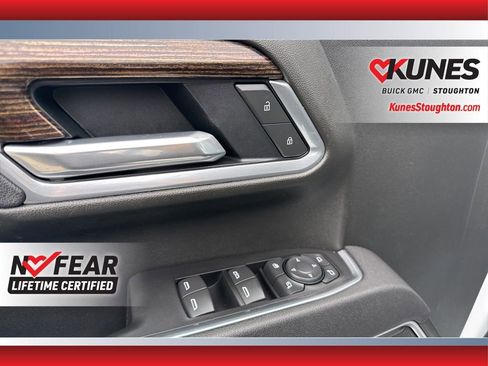 Used 2025 GMC Sierra 3500 SLE w/ SLE Convenience Package image 21