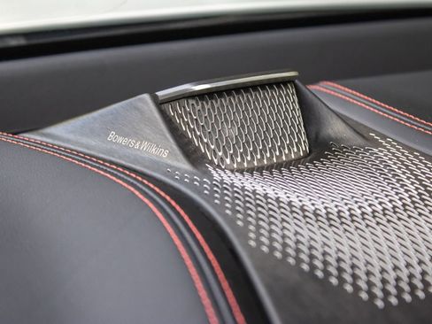 Used 2025 Aston Martin DBX 707 image 33