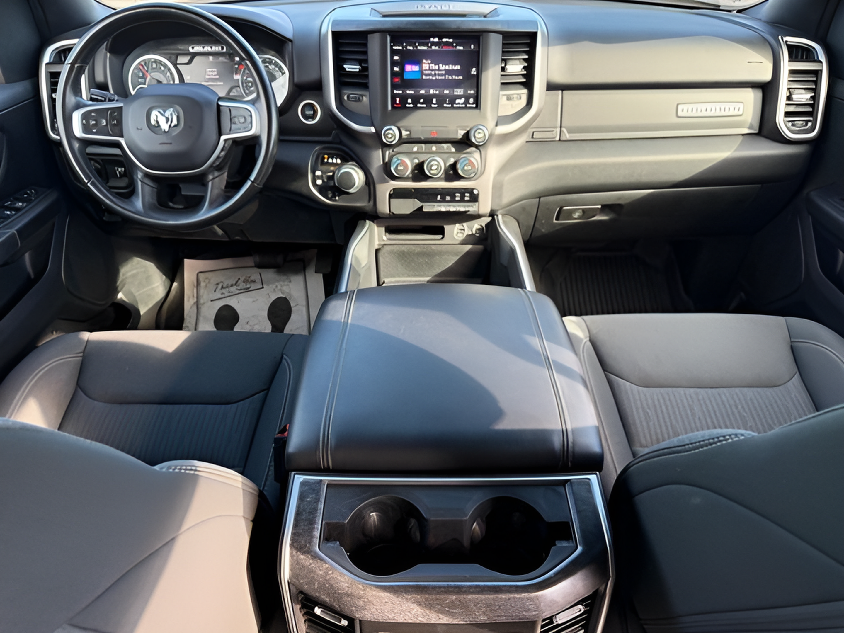 Used 2021 RAM 1500 Big Horn AWD/4WD image 12