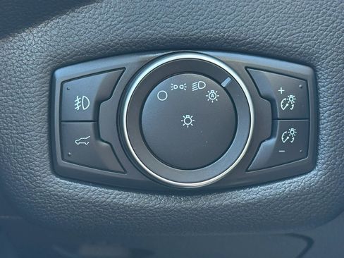 Used 2019 Ford Escape SEL AWD/4WD image 40