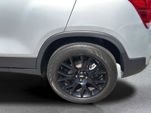 Used 2022 Chevrolet Trax LT w/ Sport Edition AWD/4WD image 33