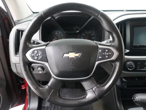 Used 2015 Chevrolet Colorado LT AWD/4WD image 17