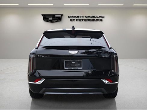 New 2026 Cadillac Optiq Luxury 1 RWD image 4