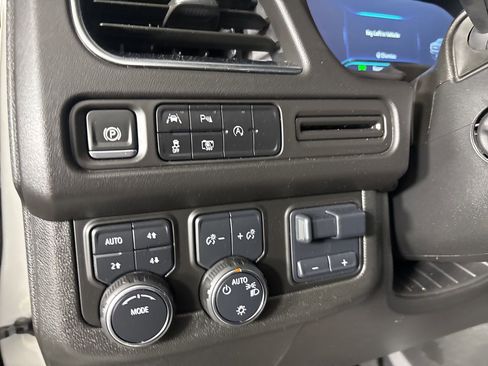 Used 2024 Chevrolet Tahoe RST w/ Luxury Package AWD/4WD image 8