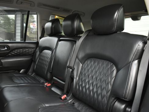 Used 2019 INFINITI QX80 Luxe image 25