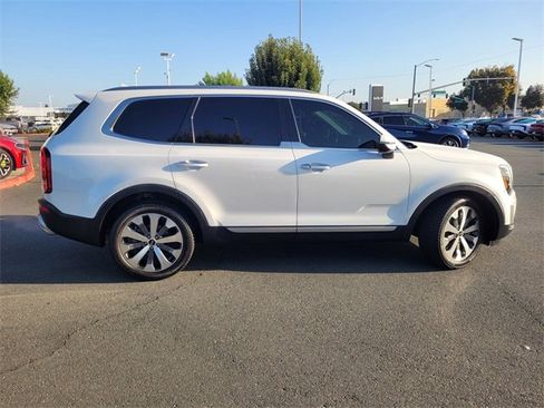 Used 2021 Kia Telluride S image 3