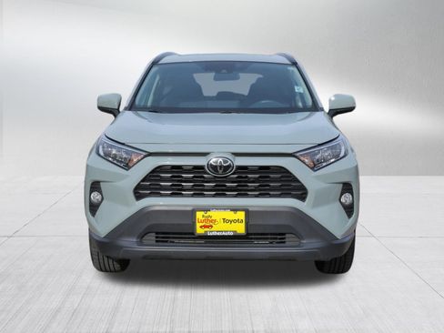 Used 2020 Toyota RAV4 XLE w/ Convenience Package image 2