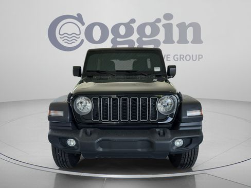 Used 2026 Jeep Wrangler Unlimited Sport AWD/4WD image 8