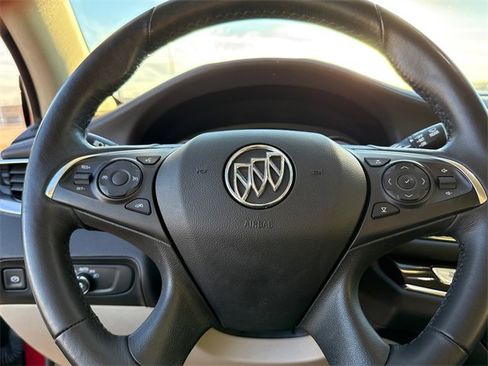 Used 2019 Buick Enclave Essence image 31