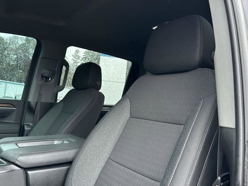 Used 2025 Chevrolet Silverado 2500 LT w/ Convenience Package image 28