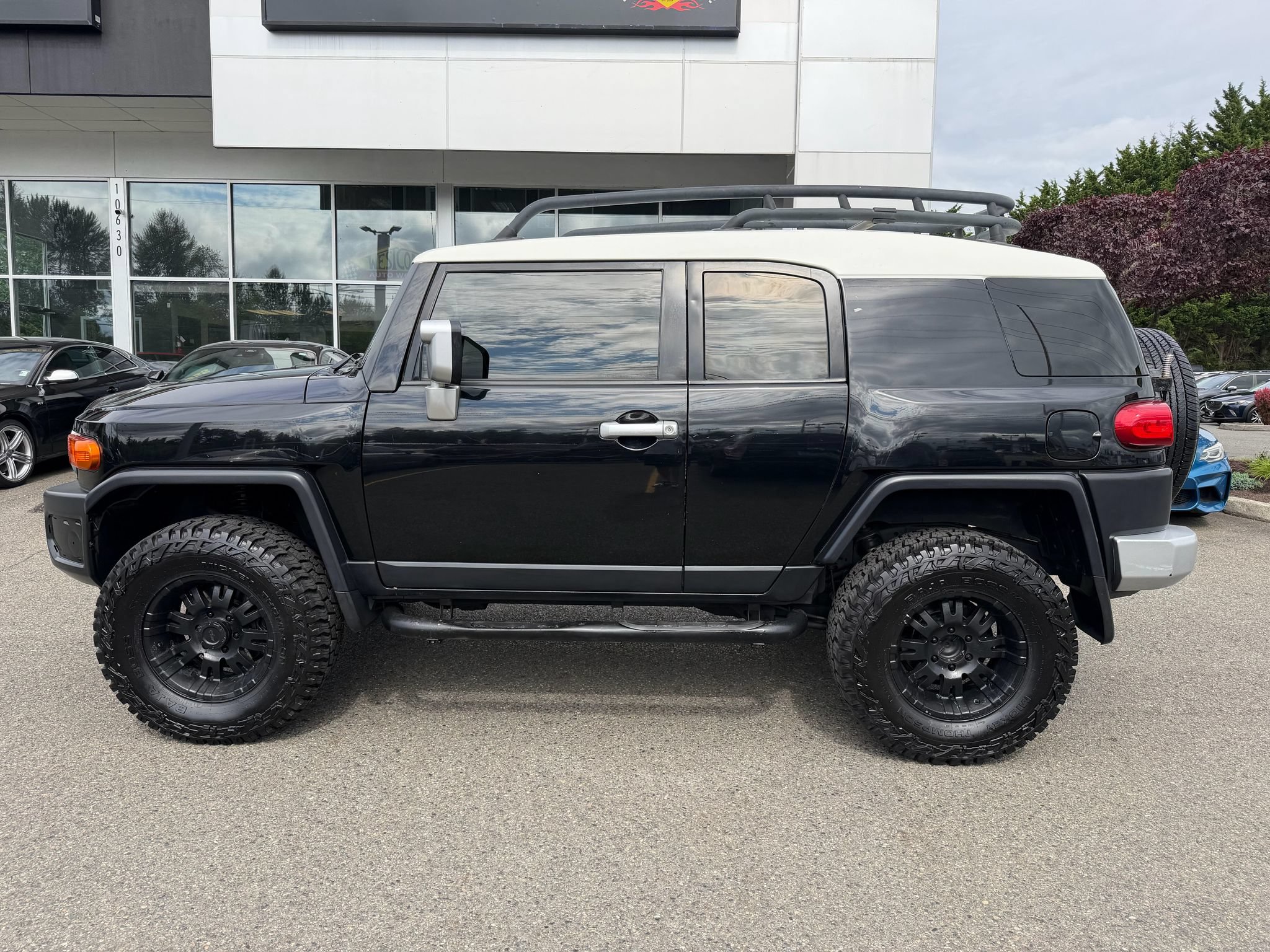 Used 2008 Toyota FJ Cruiser 4WD image 3