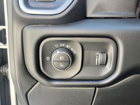 New 2026 RAM 3500 Big Horn AWD/4WD image 20