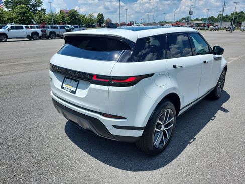 Used 2024 Land Rover Range Rover Evoque S AWD/4WD image 3