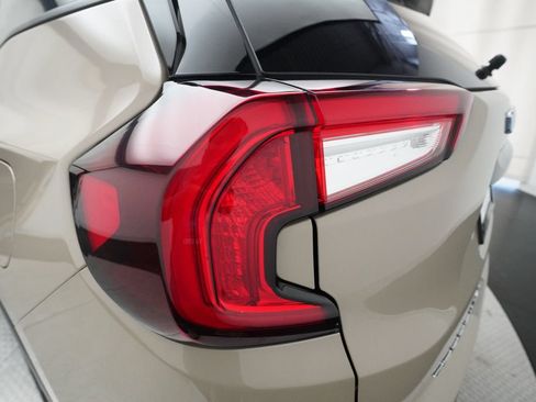 Used 2023 GMC Terrain AT4 w/ Tech Package AWD/4WD image 33