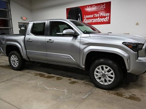 New 2026 Toyota Tacoma SR5 image 5