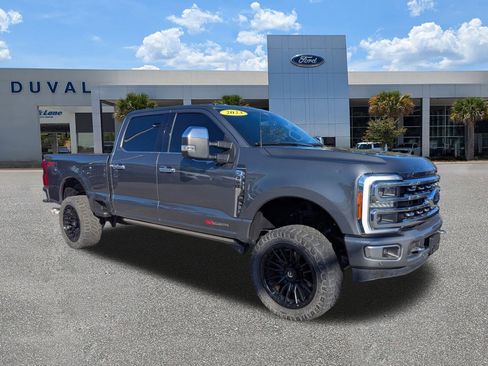 Used 2023 Ford F350 Platinum w/ FX4 Off-Road Package image 2