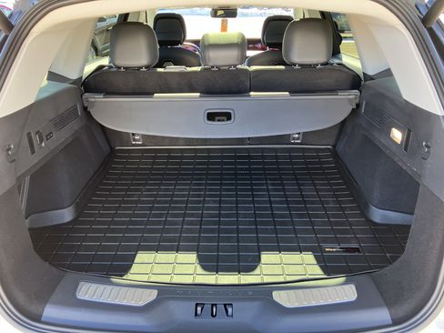 Used 2024 Lincoln Nautilus Reserve w/ Equipment Group 203A image 19