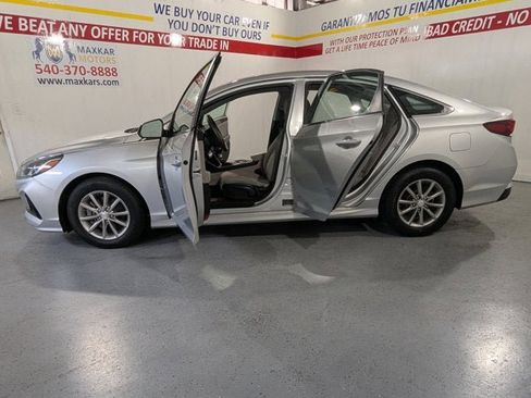 Used 2018 Hyundai Sonata ECO image 10